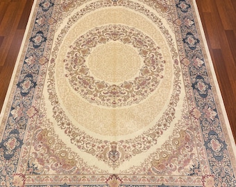 Alfombra turca de seda de 7x10 con medallón azul y beige