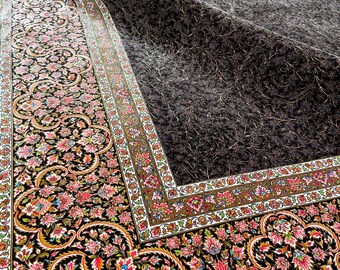5x8 Black Silk Turkish Rug – Ushak Floral Border, Handmade Fringe