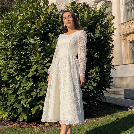 Lace Wedding Dress Long Sleeve, Midi Civil Ceremony, Winter Bridal Gown,  Old Money Style - Etsy UK