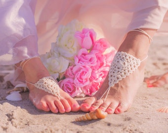 Beach Wedding Shoes for Flower Girl- Barefoot Sandals Wedding Shoes- Boho Foot Jewelry- Mommy and Me Outfit- Lace Boho Shoes