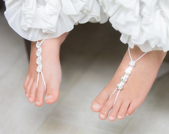Bloemenmeisje blote voeten sandalen- Swarovski kristallen Boho voet sieraden voor strand bruiloft- voetloze sandalen schoenen- baby douche cadeau- doop