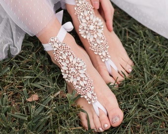 Opal Crystal Beach Wedding Barefoot Sandals- Boho Wedding- Bridal Barefoot Sandals- Crystal Foot Jewelry- Indian Wedding Sandals