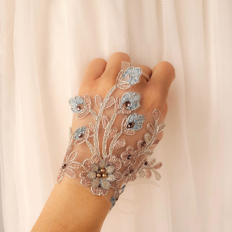 Wedding Gloves, Boho Lace Bridal Sleeves in White, Fingerless Gloves Removable Sleeves, Women 3D Flower Lace Fingerless Gloves, Tulle Gloves image 6