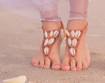 Baby Girl Boho Barefoot Sandals with Seashells, Beach Wedding Foot Jewelry- Brown Ivory Christening Shoes- Beach Footwear- Summer Babtism
