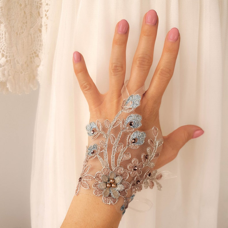 Wedding Gloves, Boho Lace Bridal Sleeves in White, Fingerless Gloves Removable Sleeves, Women 3D Flower Lace Fingerless Gloves, Tulle Gloves image 5
