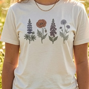 Wildblumen T-Shirt | Blumenfans Geschenk | Damen Baumwoll Basic | Vintage Floral Design | Natur, Wiese, Blumenprint