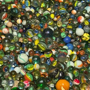 Mischung aus antikem, modernem Marmor mit einzigartigen Farben und Mustern.