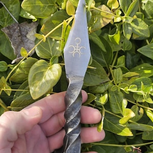 NightBloom Iron Athame with Hecate Sigil – Hand Forged Railroad Spike Ritual Dagger