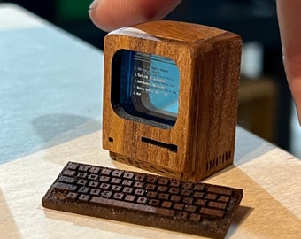 Computer and Keyboard 1:12 Scale