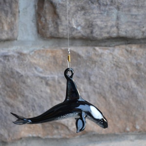 Hanging Glass Orca Whale Ornament, Killer Whale, Lampwork Sea Life Sculpture, Ocean and Marine Life Art image 5