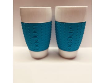 Bodum Pavina Porcelain Mugs Set of 2 White Turquoise Blue Silicone Sleeve 12oz