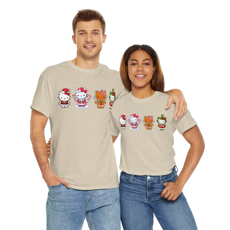 Camiseta navideña de Hello Kitty / Camiseta de Papá Noel, pan de jengibre, Grinch y bastón de caramelo imagen 12