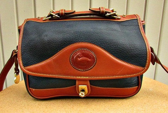 dooney and bourke navy purse