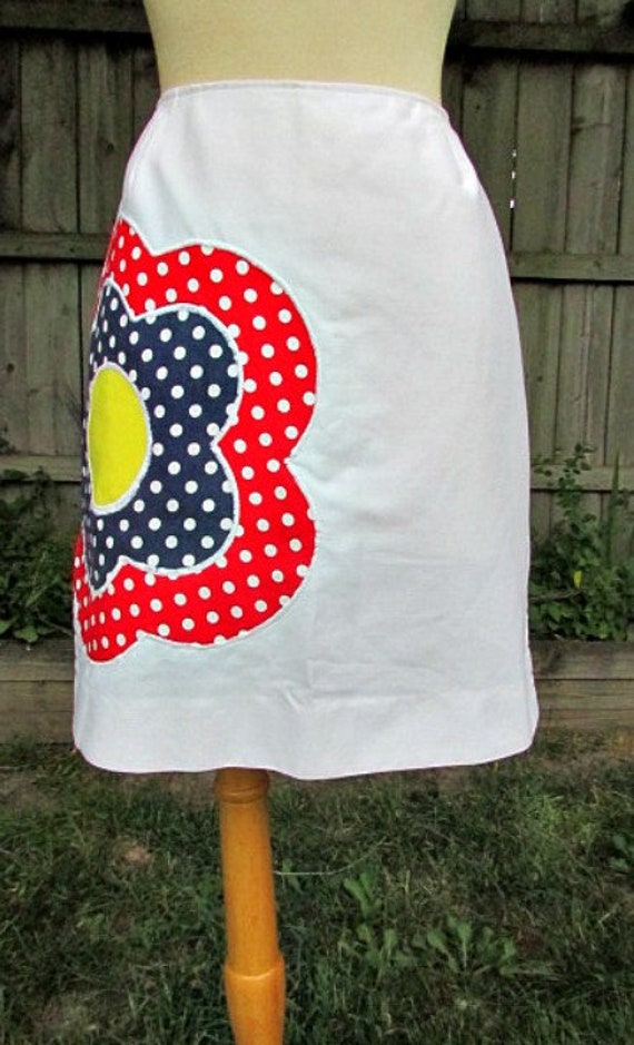 vintage 60s white skort skirt with red and navy po