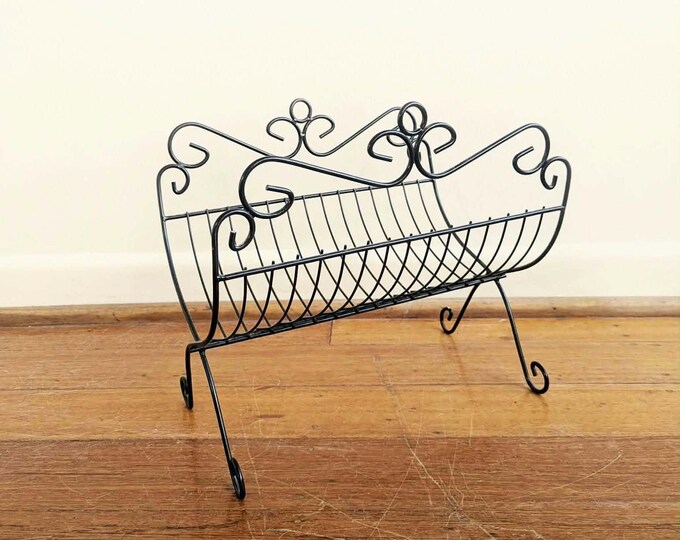 Vintage Post Modern Curly Wrought Iron Magazine / Vinyl Record Rack – Curly Fretwork - MCM Style Pickup Melbourne