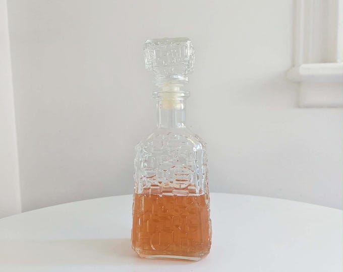 Vintage Mid-Century Bauhaus Geometric Pattern Pressed Glass 500ml Decanter/Brutalist design