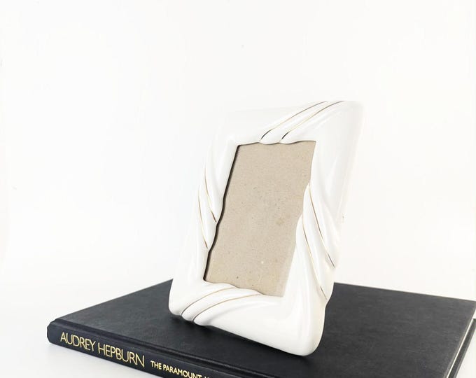 Vintage 1980s Art Deco White Ceramic Photo Frame | Gold Trim Ribbon Swirl Taiwan ROC