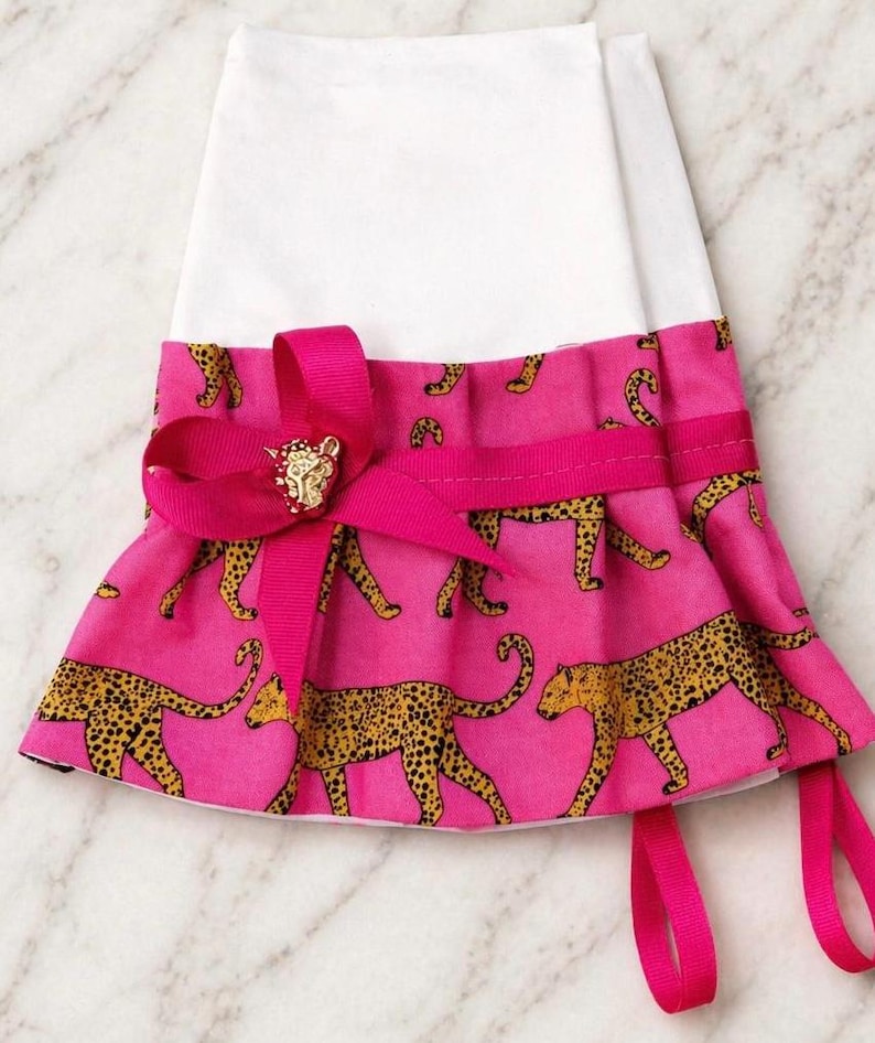 Latex Free Dish Gloves, Reusable Rubber Cleaning Gloves, Pink Leopard Print image 1