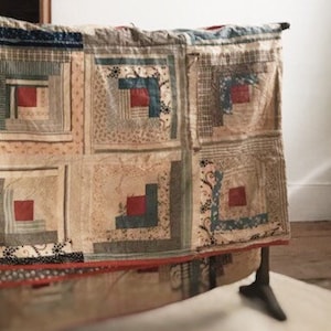 Antikes Quilt-Blockhaus um 1860, Bauernhaus