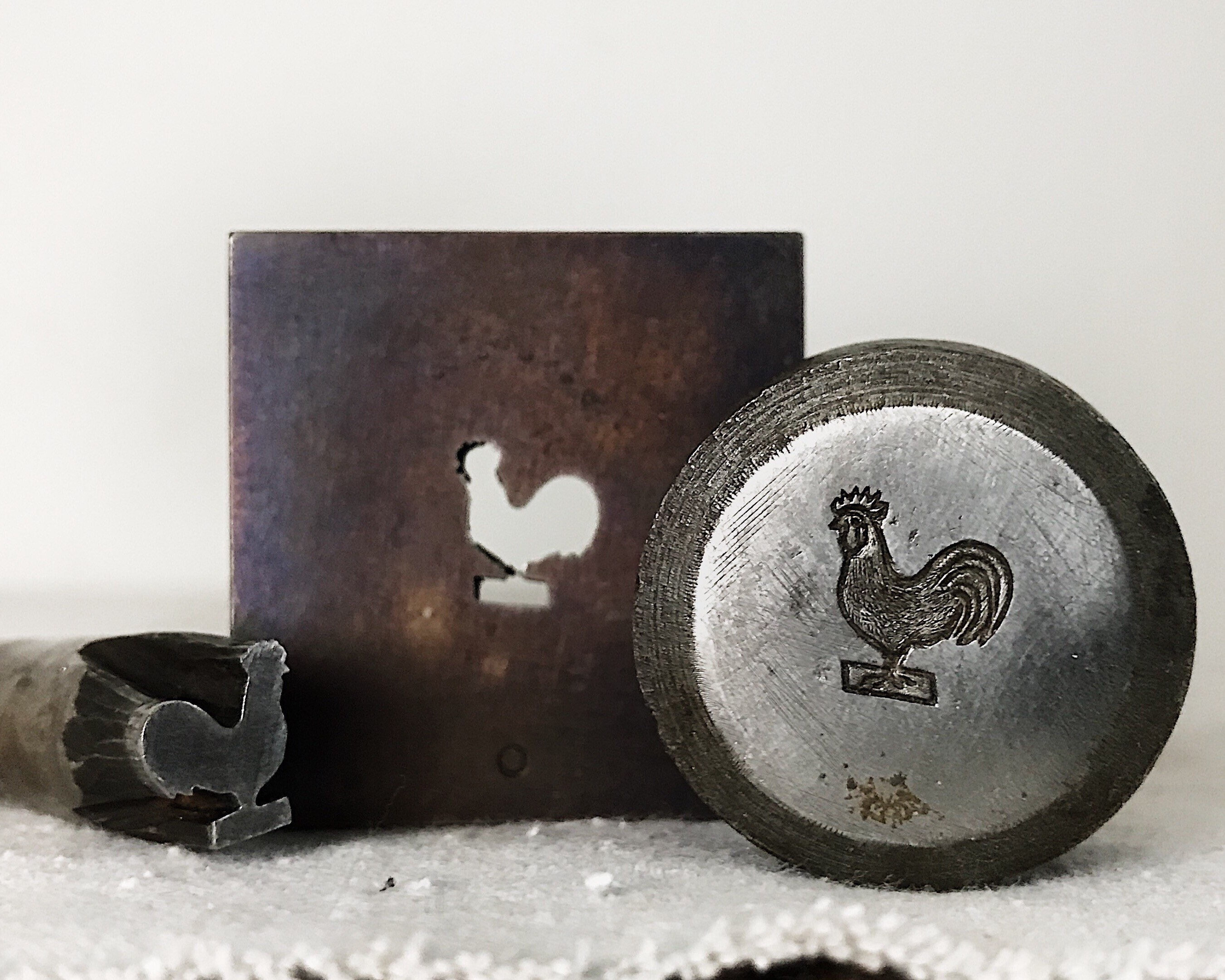 Farmhouse Decor Vintage Foundry Mold Craft Supplies Industrial Stamp Impression Chicken Rooster Jewelry Paper Weight