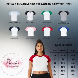 Puede incluir: Una camiseta blanca Bella Canvas Micro Rib Raglan Baby Tee con mangas de varios colores, incluyendo azul beb&eacute;, negro, verde, marino, rosa, rojo y azul real. Medidas para tallas XS a 2XL, anchos de 33.66 cm a 45.09 cm y largos de 47 cm a 55.56 cm.
