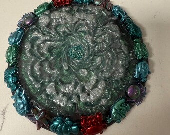 Beautiful 3D Bloom Flower small tray. Marine animal edge. Green and silver center.