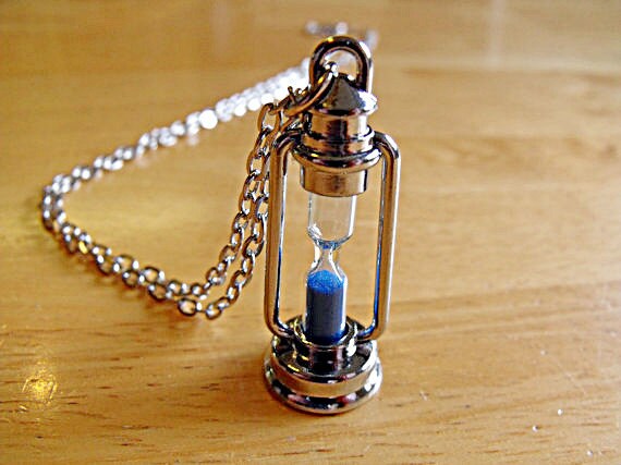 0.75 Carat Genuine Aquamarine Dust Time Hourglass Pendant .925 Sterling Silver 0.75 Carat Genuine Aquamarine Dust Time Hourglass Pendant .925 Sterling Silver
