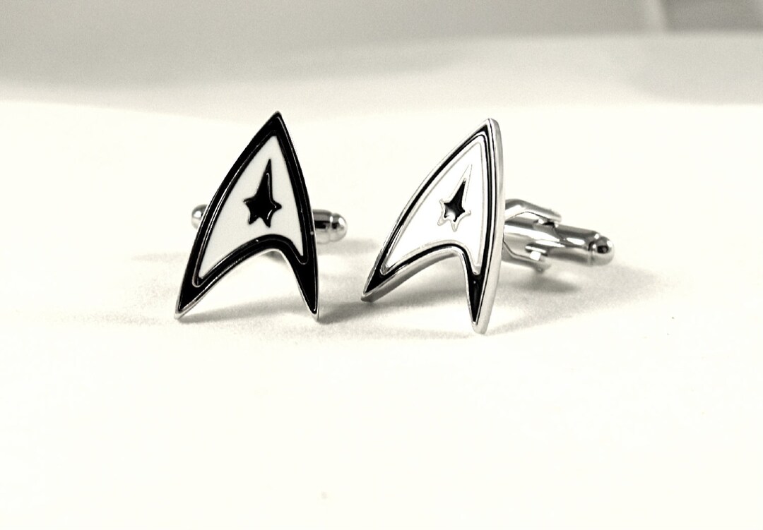 Star Trek Starfleet Lapel Pin Trekkie Gifts, Gifts for Nerds and Geeks, Sci  Fi Cuff Links, Grooms Gifts, Men's Accessories 
