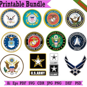 Puede incluir: Una colección de emblemas y logotipos militares estadounidenses, incluidos los de la Marina, la Guardia Costera, el Cuerpo de Marines, la Fuerza Aérea, el Ejército y la Fuerza Espacial. La imagen también incluye el texto "Printable Bundle" y opciones de formato de archivo.