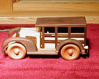 Woodie Wagon 1930 Handcrafted Wooden