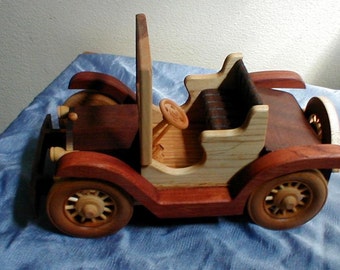 1918 Buick Runabout Handcrafted wooden