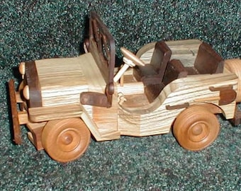 Willis Jeep Handcrafted Wooden