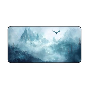 Fantasy Dragon Landschaft Gaming Schreibtischmatte, XL erweiterte Mauspad, Immersive Arbeitsplatz Zubehör Bild 4