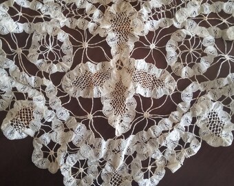 Antique Lace Collar