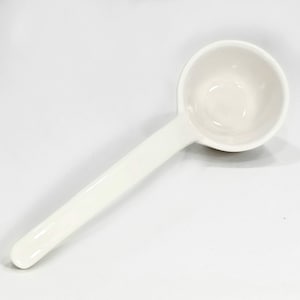 Ladle White Stoneware Soup Tureen Punch Ladle Vintage White Glaze Ceramic Pottery Beverage Soup Server Ladle Spoon Stoneware Kitchen Utensil