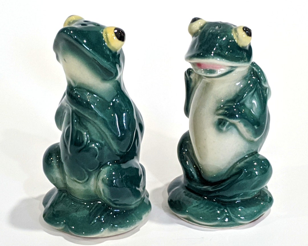 Salt Pepper Green Frogs Yellow Eyes Ceramic Salt Pepper Vintage