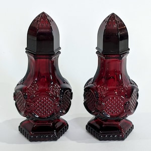 AVON© Salt Pepper Shakers &quot;1876 Cape Cod&quot; Ruby Red Glass Table Shakers