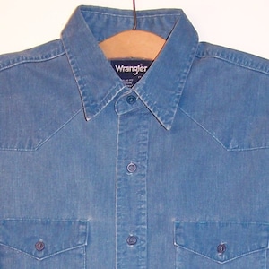 Wrangler® Western Shirt Blue Authentic Cowboy Men&#39;s Long Sleeve Button Front Shirt Size 17-35