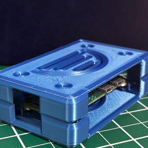 Ground Zero Pi Zero 2W Hinged Case V1