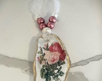 Handmade Oyster Shell Bottle Charms, Beach and Coastal Decor, Hostess Gift, Nautical Wine Charms, Custom Seashell Gifts, Beach Wedding Favor