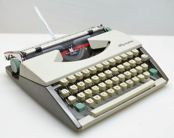1962 Olympia SF DeLuxe Rare CURSIVE Script Travel Typewriter, Serviced with New Ribbon, Fully Tested and Functioning, Made in Germany
