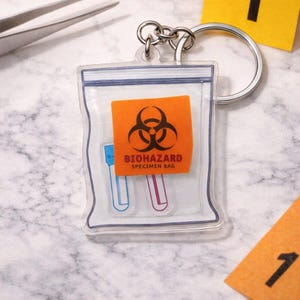 Biohazard Specimen Bag Keychain, Funny Lab Tech Gift, Medical Lab Scientist Keychain, Chemistry Student Gift