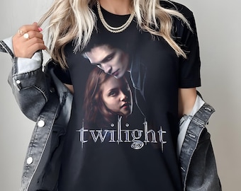 Retro Vintage Twilight Shirt, Twilight Fans Homage T-shirt, Gift For Book Lover Twilight Saga Comic Retro, Vampires Wolves Romance shirt