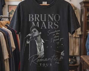 Camiseta de la gira romántica de Bruno Mars 2026, camiseta de concierto Comfort Colors, camiseta con la letra de "Somewhere in the Stars", regalo para amantes de la música, camiseta con estampado vintage.