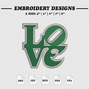 Può includere: Un disegno di ricamo con la parola "Love" in verde con un contorno argentato. Il disegno è disponibile in cinque misure: 10 cm, 13 cm, 15 cm, 18 cm e 20 cm. L'immagine include anche icone di tipo di file: DST, JEF, HUS, PES e VP3.