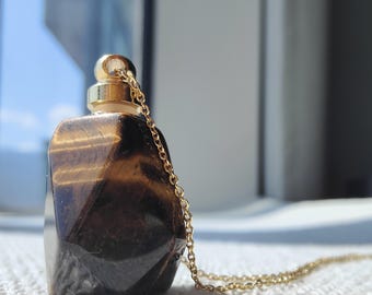 Collar con colgante de frasco de perfume de ojo de tigre • Difusor de aceites esenciales de cristal natural en cadena de oro • Regalo de joyería de aromaterapia con piedras preciosas