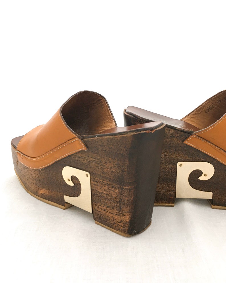 Rare 1970s Pierre Cardin 7AA Carmel Leather and Wood Platform Shoes