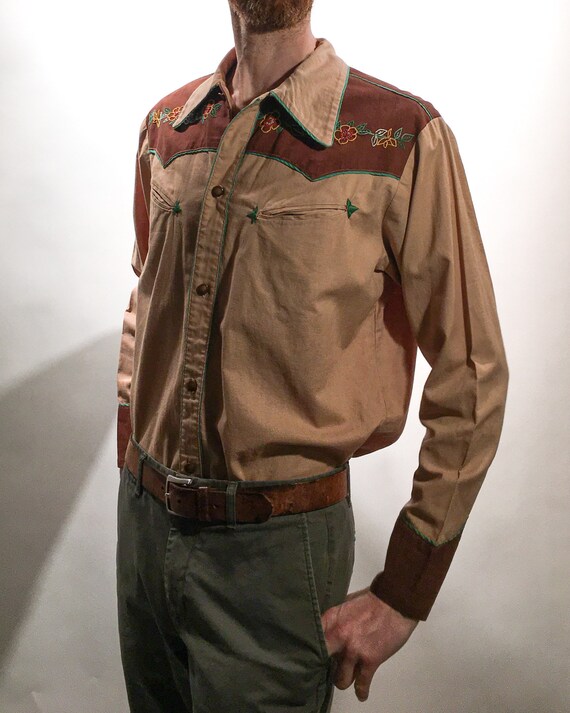 1940s Western Hand Embroidered Men’s Slim Shirt