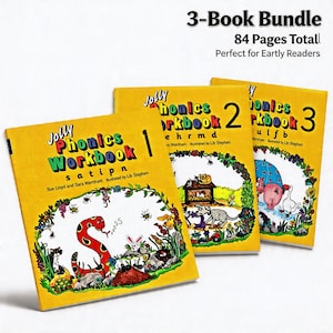 Peut inclure: Un ensemble de trois livres "Jolly Phonics Workbook" avec des couvertures jaunes. Les livres sont numérotés 1, 2 et 3. Chaque livre présente des illustrations colorées et le texte "3-Book Bundle" et "84 Pages Totall" en haut.