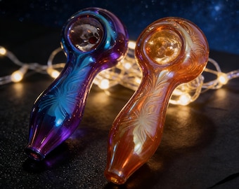 Artistic Glass Smoking Pipe - Handcrafted Unique Design, Premium Smoking Pipe for Collectors & Enthusiasts
